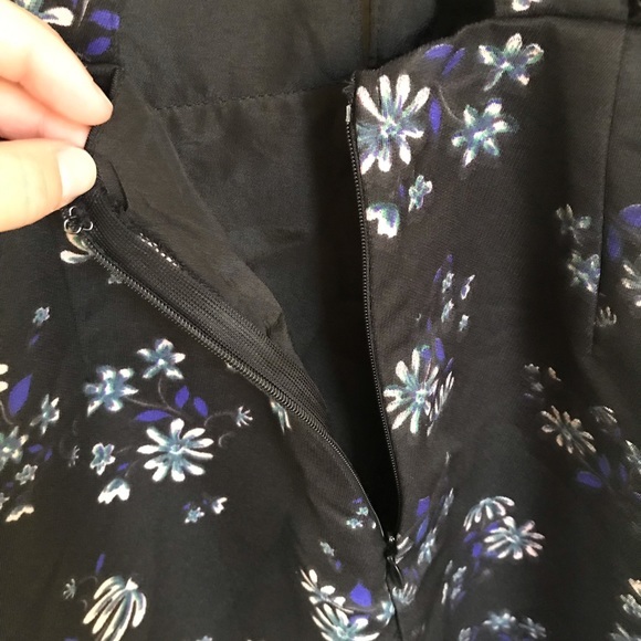 NWT Endless Rose Black Floral Halter Dress - Picture 7 of 7